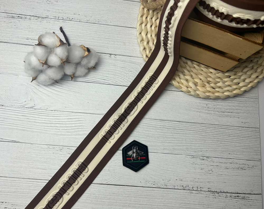 Лампас 3Д GU беж-коричневый 5см