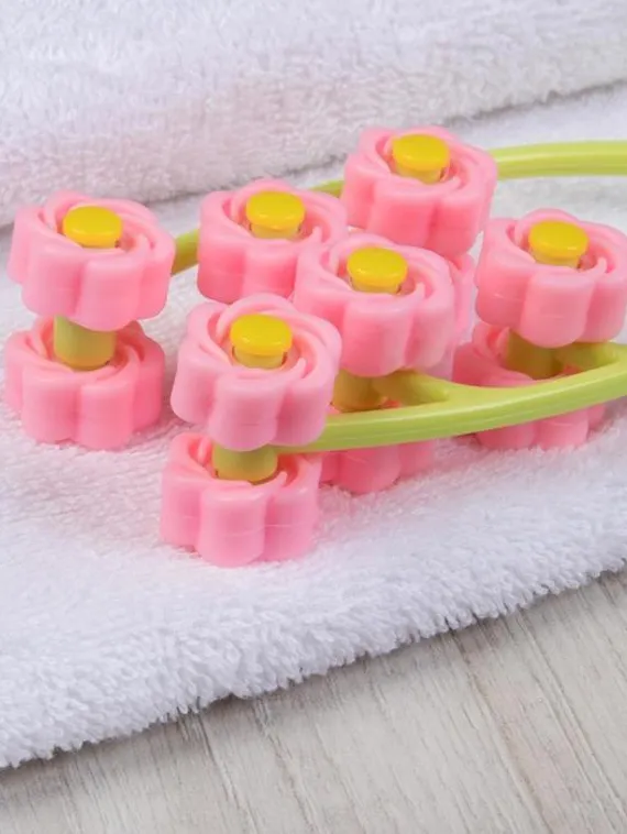 Массажёр для лица «Букет», 22,5 × 6,5 × 3,5 см, 12 роликов, цвет МИКС