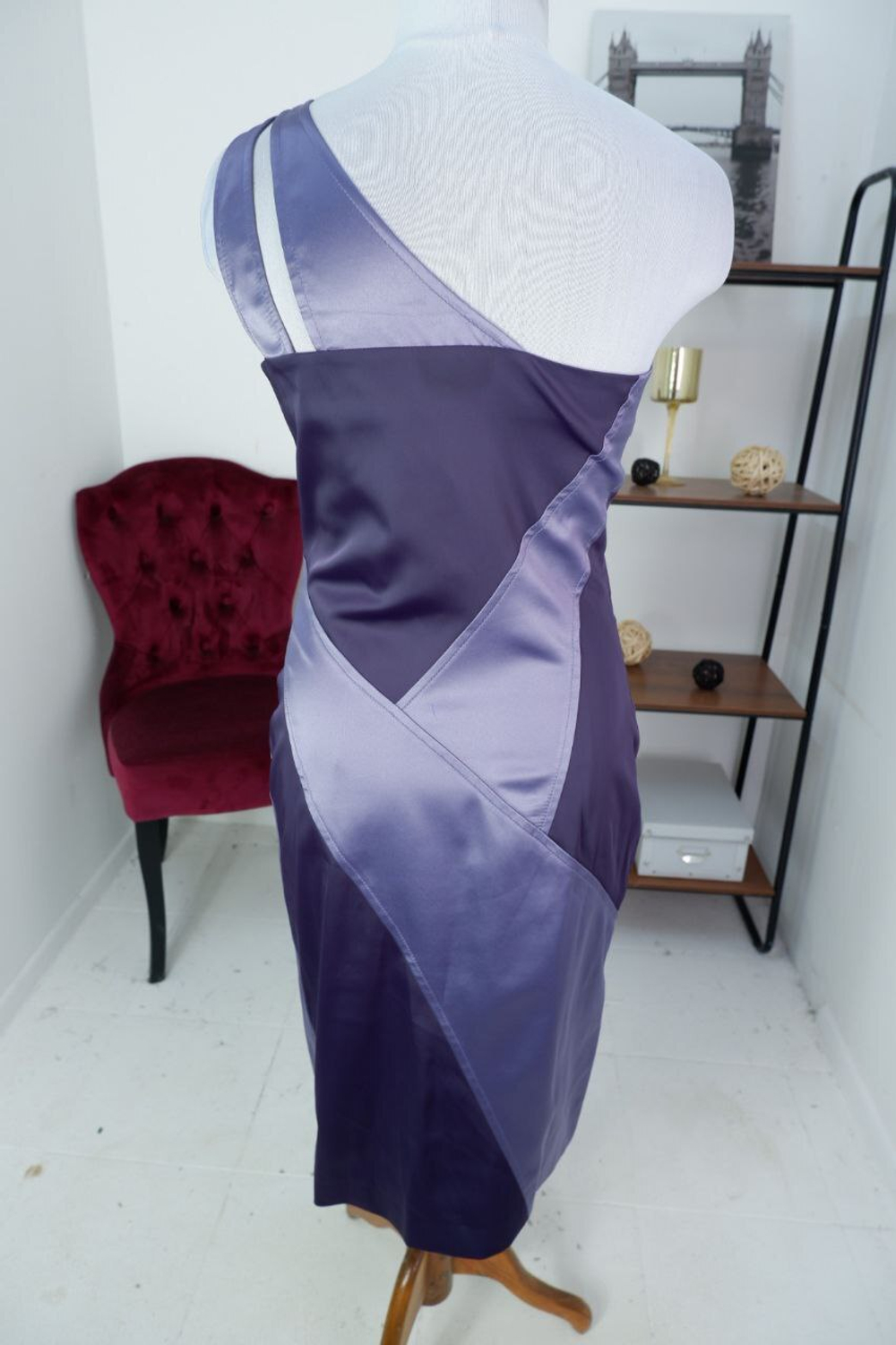 Платье Felibella атласное 48 размер, новое