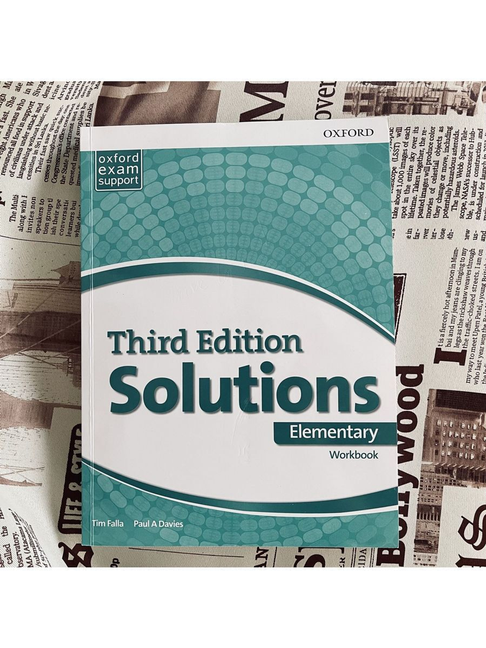 SOLUTIONS ELEMENTARY (3d edition) SB+W+CD