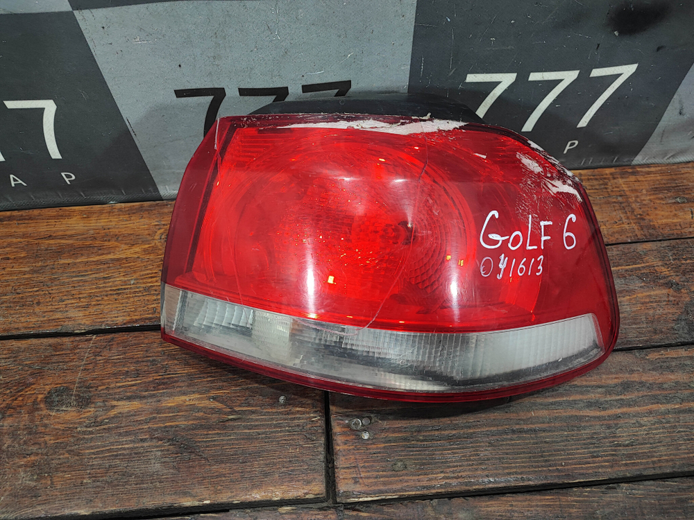 Фонарь задний правый Volkswagen Golf 6 08-12 Б/У Оригинал 5K0945096E