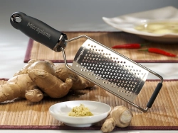 Microplane Терка Gourmet крупная красная