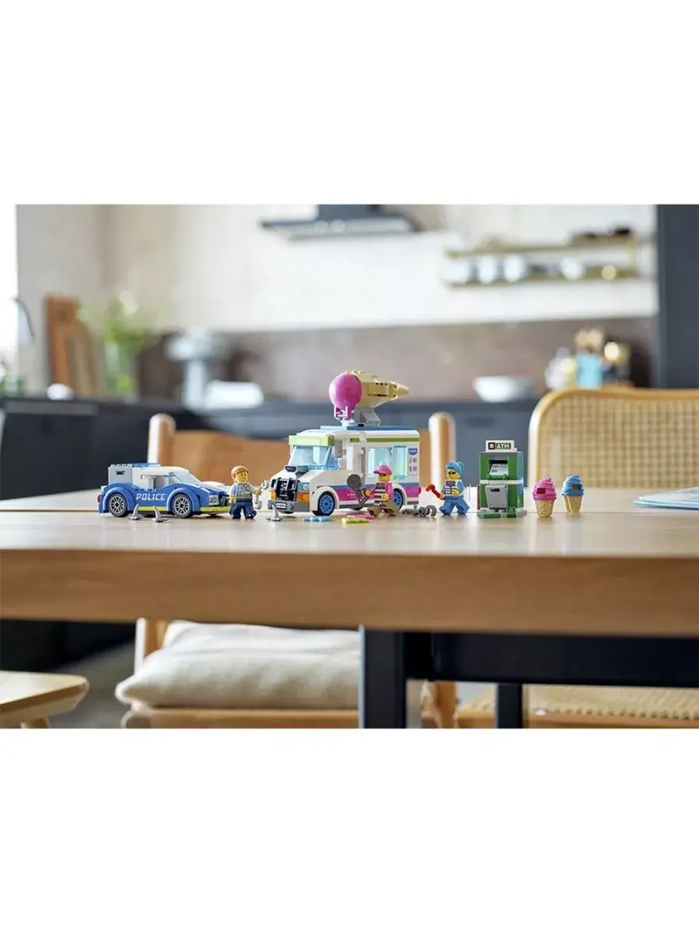 Лего Сити 60314 Погоня полиции за грузовиком Lego City