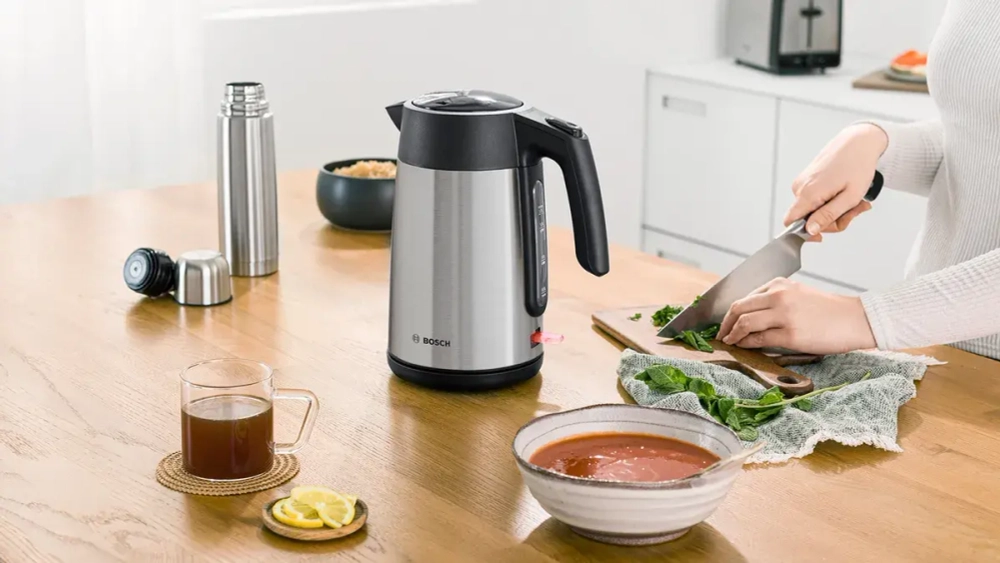 Чайник Bosch TWK7L460