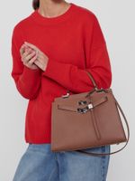 БРЕЛОК CHARM 01 EPSOM CARAMEL