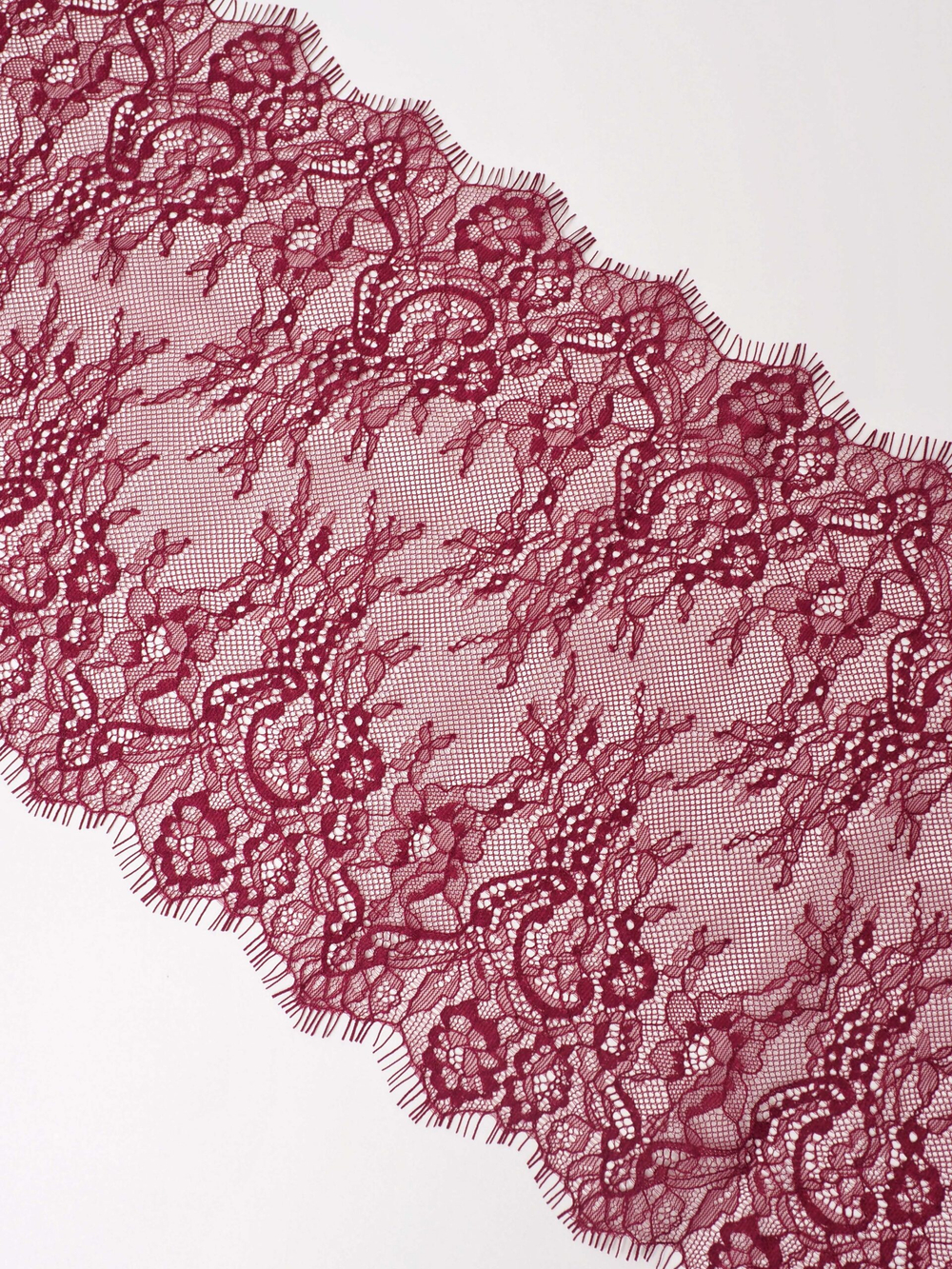 Кружево шантильи бордовое неэластичное ширина 24 см купон 2.9 м