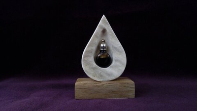 Стела "Капля нефти"