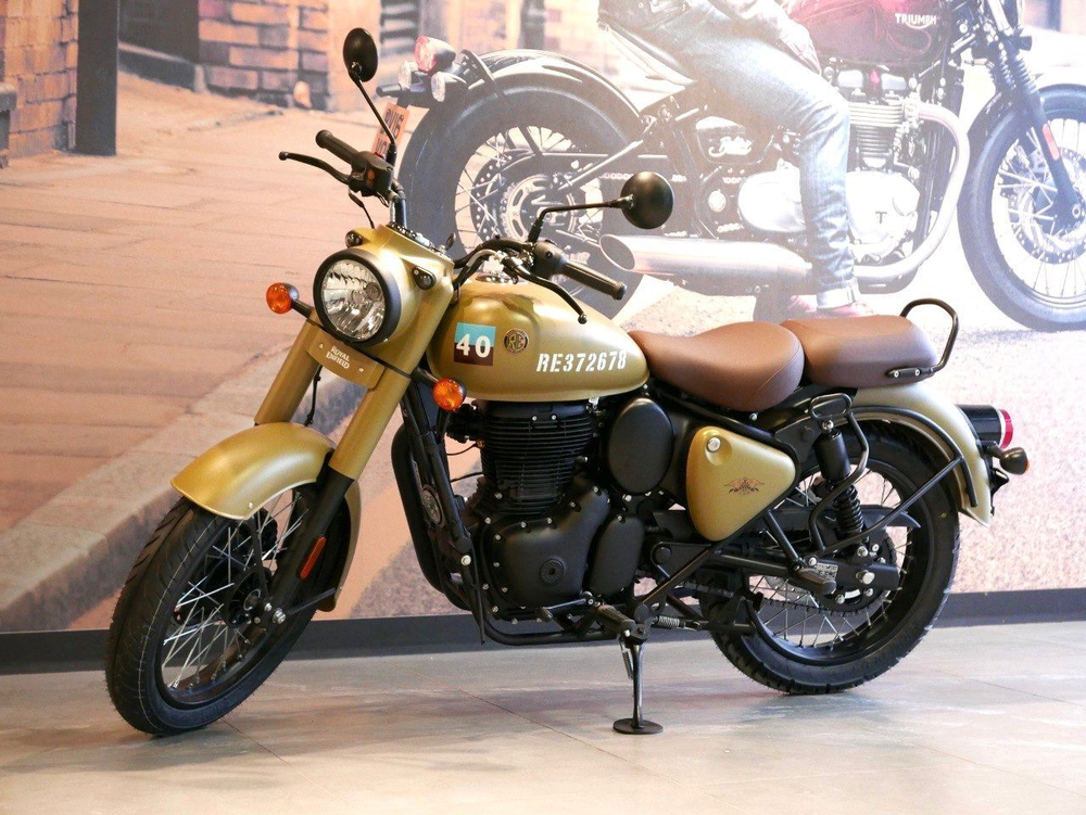 Royal Enfield Classic 350 Signals Desert Sand