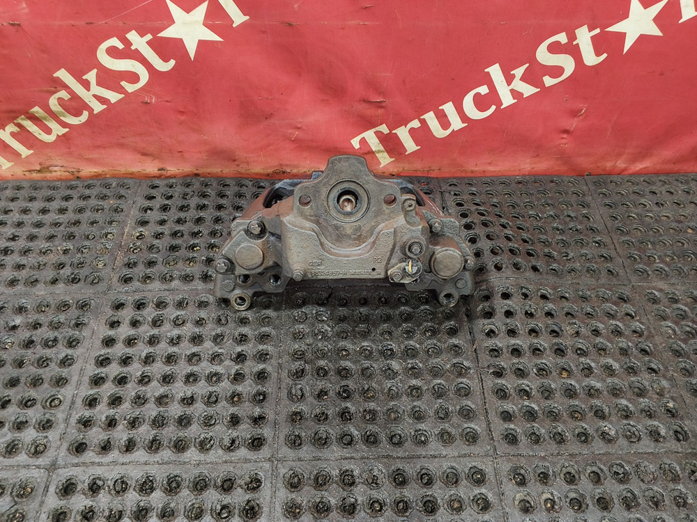 Суппорт правый