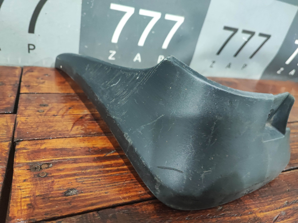 Брызговик задний левый Hyundai ix35 (LM) 10-15 Б/У Оригинал 868412S000