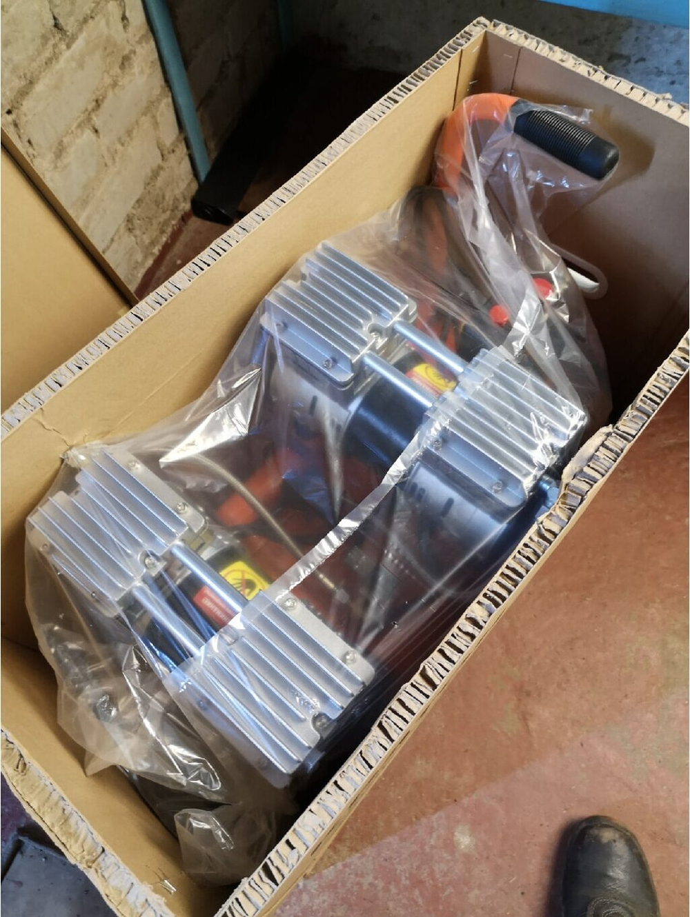 Компрессор с прямой передачей безмаслянный КРАТОН AC-300-50-OFS