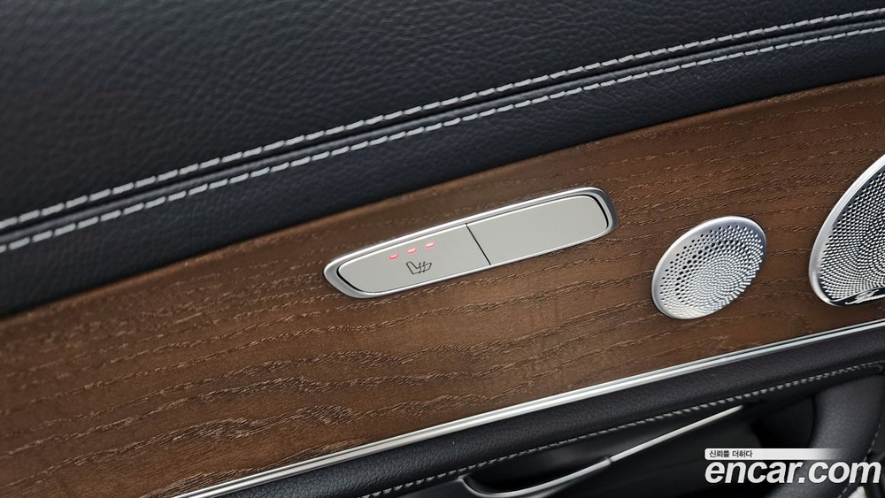 Mercedes-Benz E-Class W213 E300e Exclusive (12.2019)