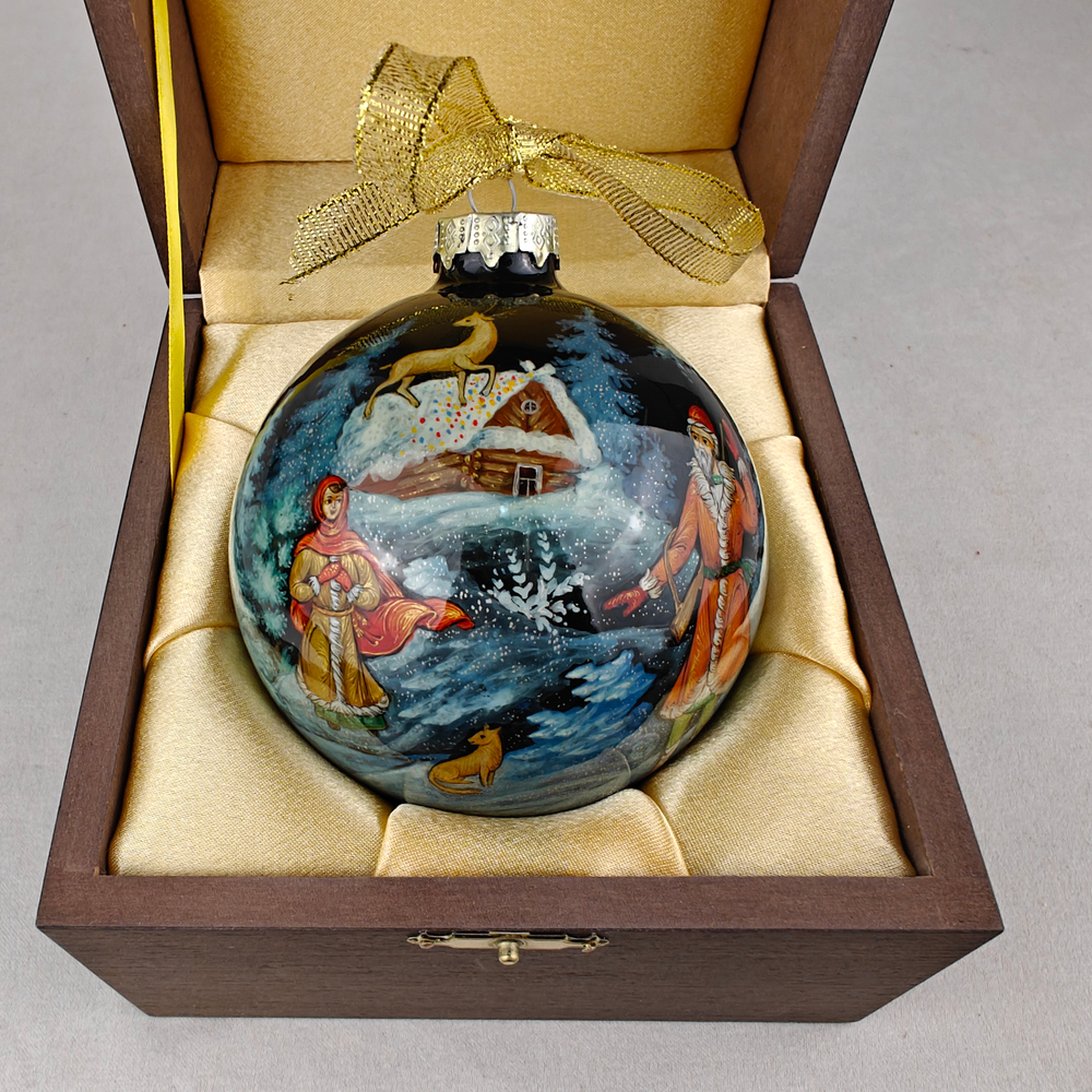 Коллекционный елочный шар с круговой росписью Палех "Морозко" в футляре