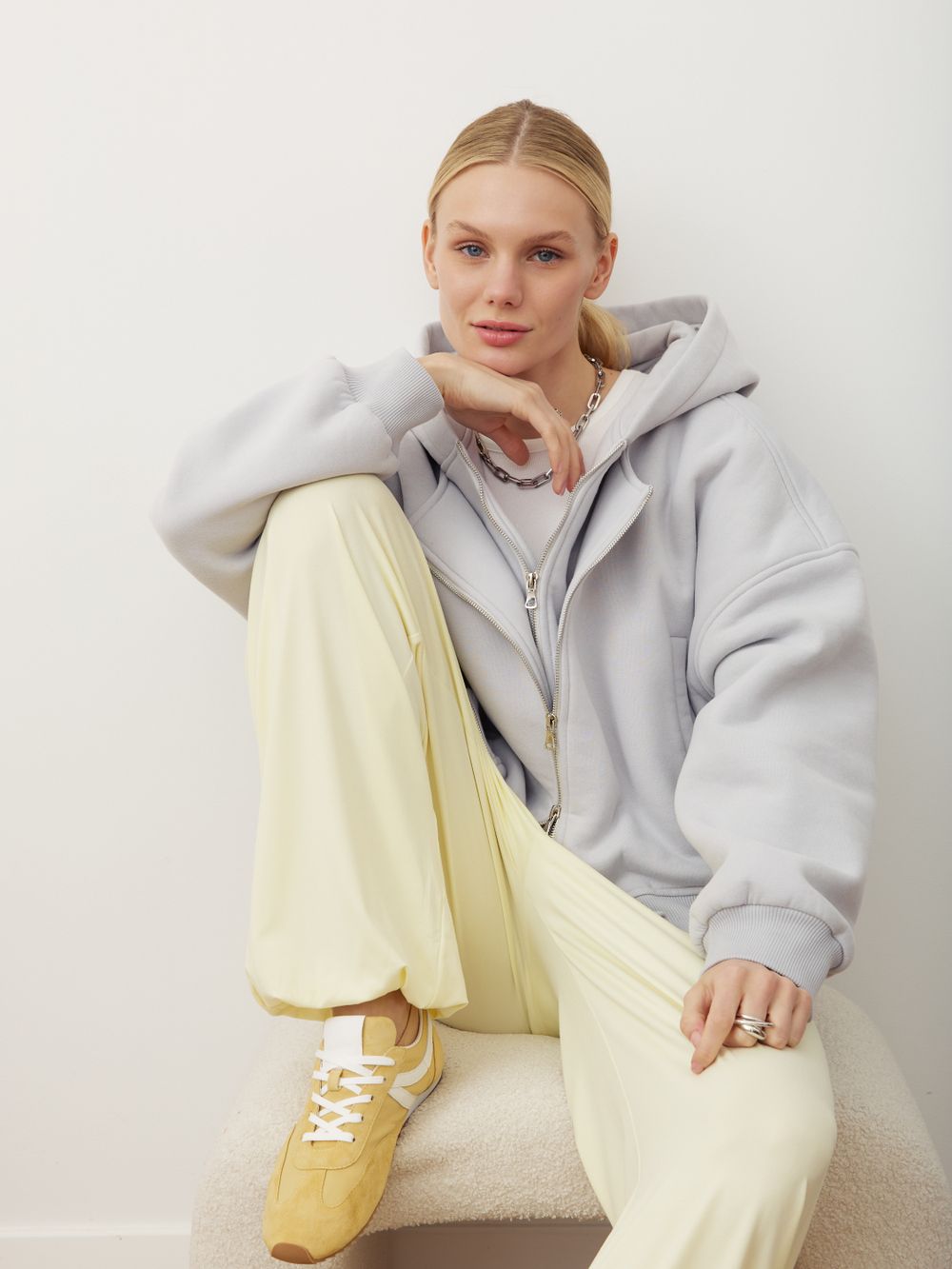 БОМБЕР-ОЛИМПИЙКА ПЕПЕЛЬНЫЙ