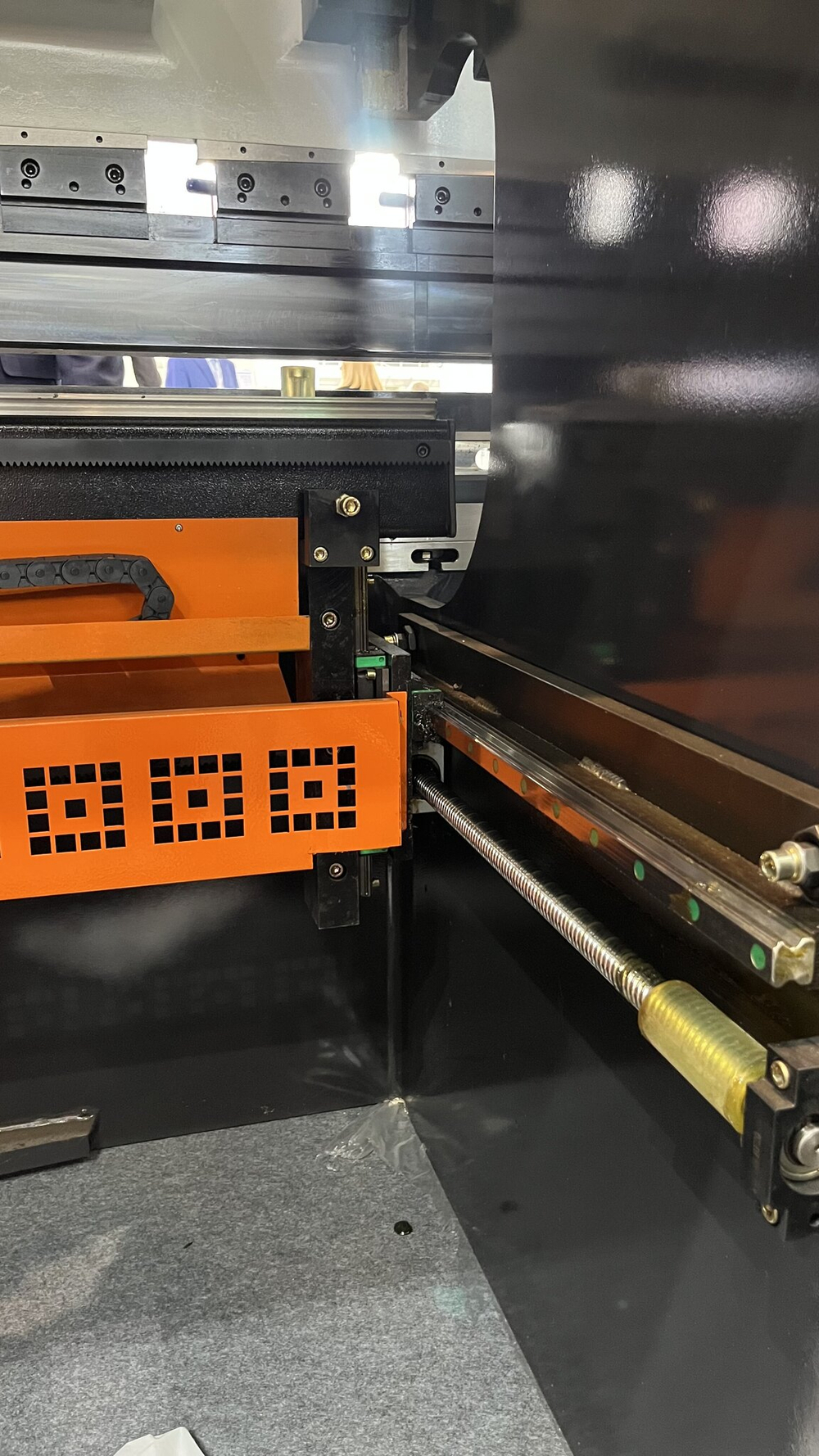 Гидравлический листогибочный пресс с ЧПУ B-Power P 40/2000