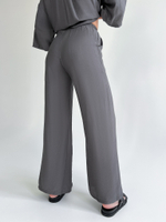 Костюм Arju 075 однотонный из рубашки и широких штанов на резинке