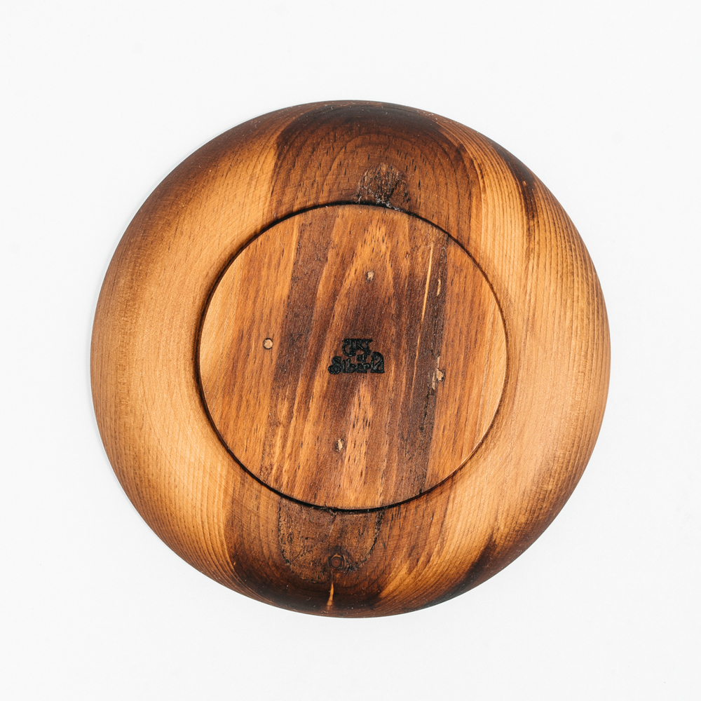 Деревянная плоская тарелка Art of Siberia из дерева сибирский кедр 185 мм. T97