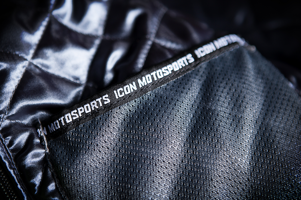 Мотокуртка - ICON SANCTUARY (кожа, черно-зеленая)