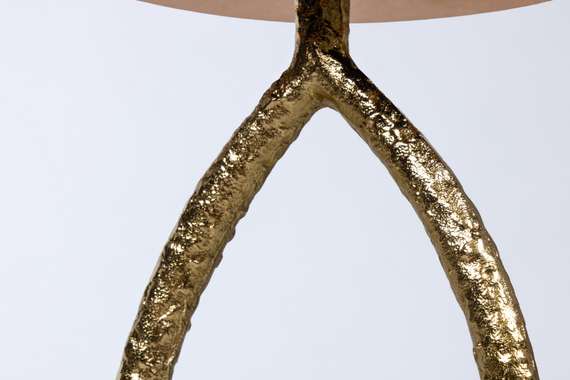 Кофейный столик Oval, Ø38х61 см, белый мрамор, золотая ножка