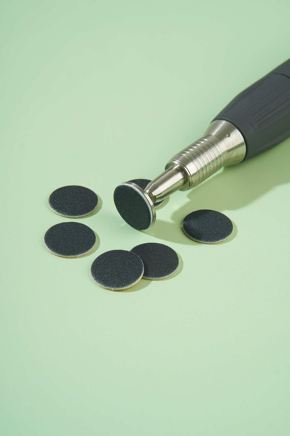 Сменные файлы - диски для педикюра, чёрные, на вспененной основе M 20 mm