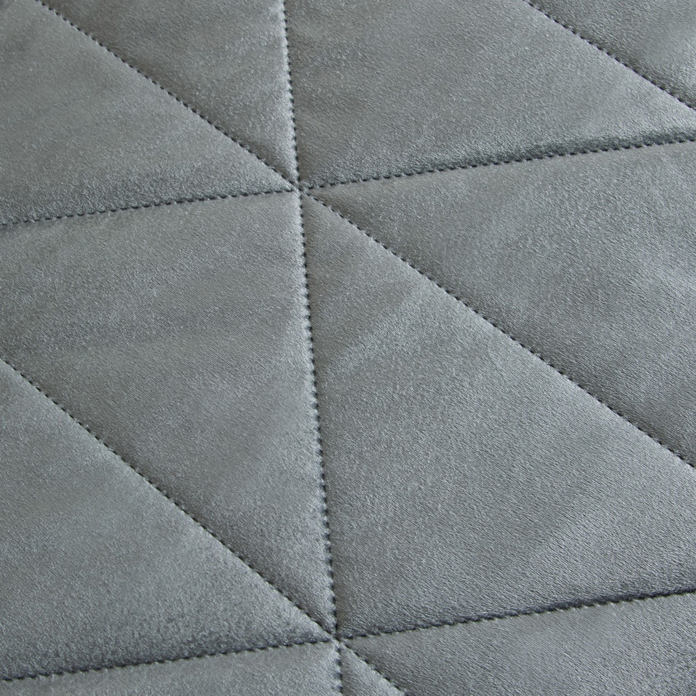 Велюровое покрывало в клетку с наволочками OVL039