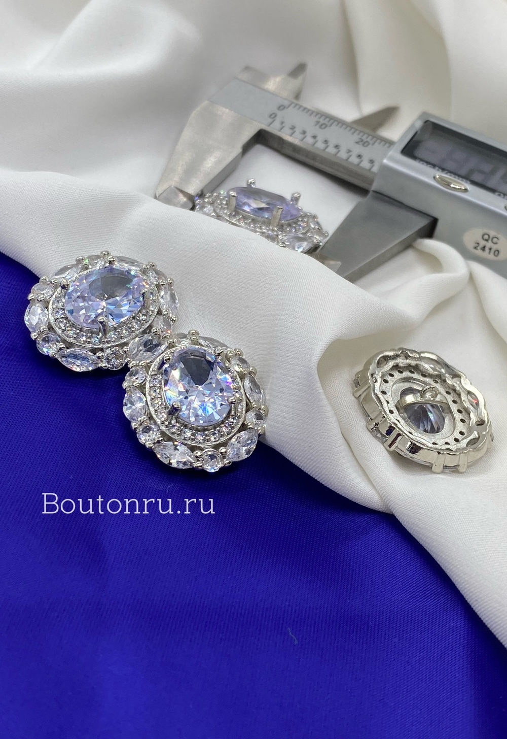 Пуговицы серебро стразы горный хрусталь