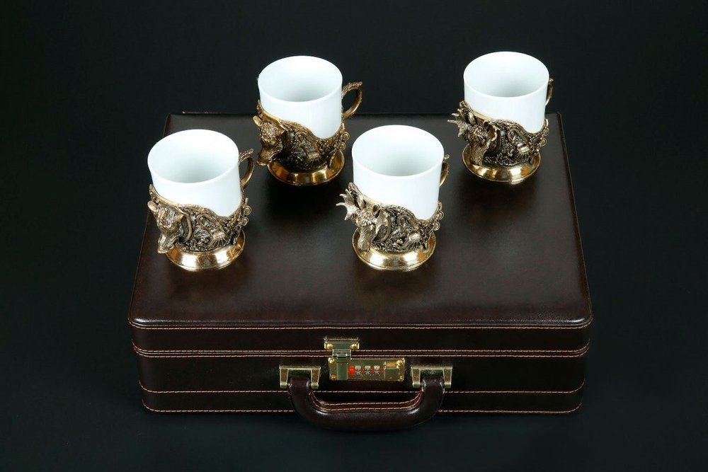 Набор чашек для кофе "Трофейный" 4 шт. в подарочном кейсе с художественным оформлением