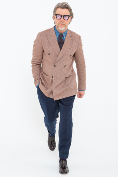 ДВУБОРТНЫЙ ПИДЖАК