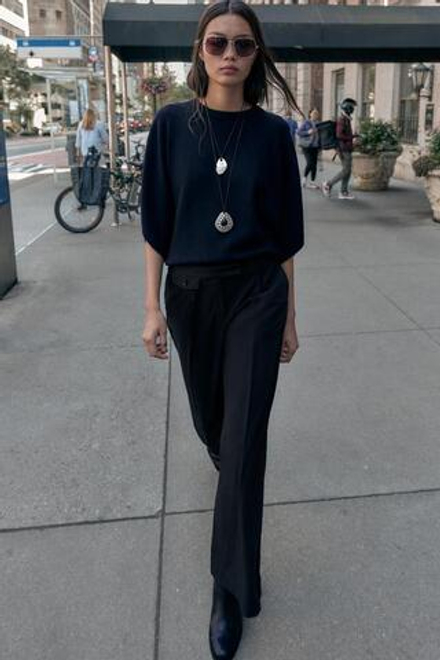 ZARA ШИРОКИЕ БРЮКИ С ЗАЩИПАМИ, ЧЕРНЫЙ