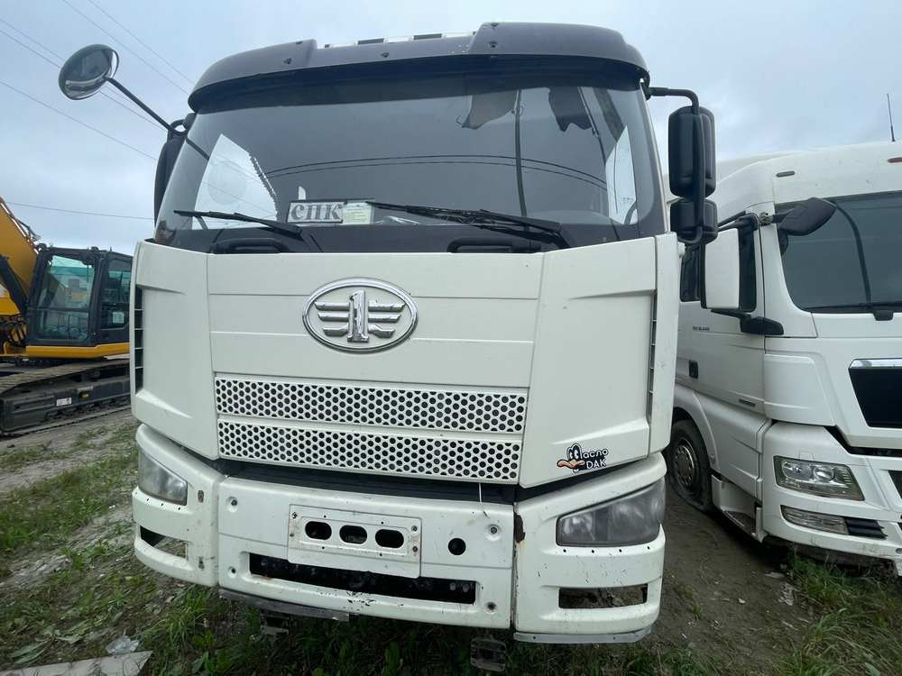 FAW J6 8x4 Самосвал СА3310Р66K24T4E5 (Дизельный, 11,1 л, 420 л.с., МТ)