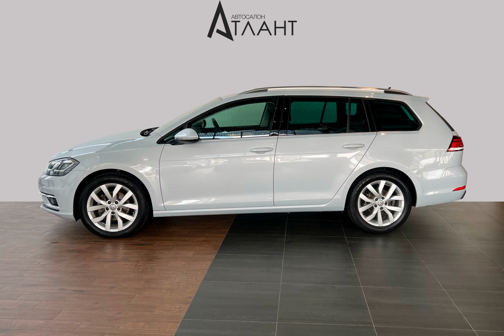 Volkswagen Golf, 2017 год