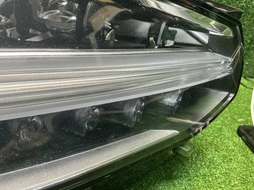 Фара правая Volvo XC90 2 (2014-2019) LED