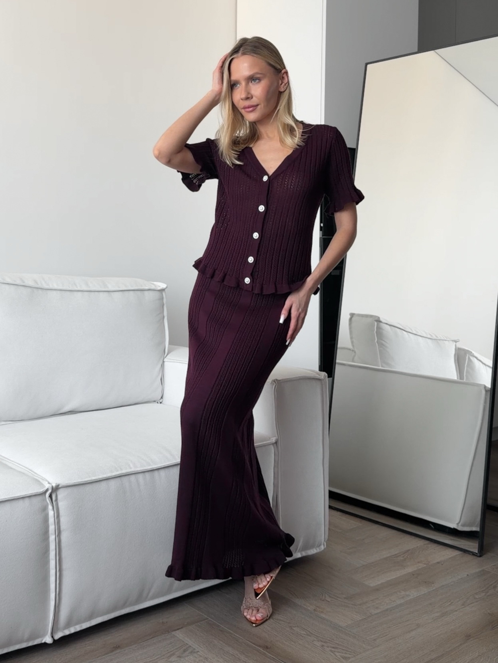 Комплект вязаный, ажурный, с рюшами, юбка и кардиган