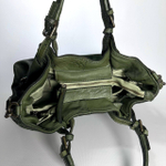 Женская плетеная сумка из натуральной кожи оливкового цвета