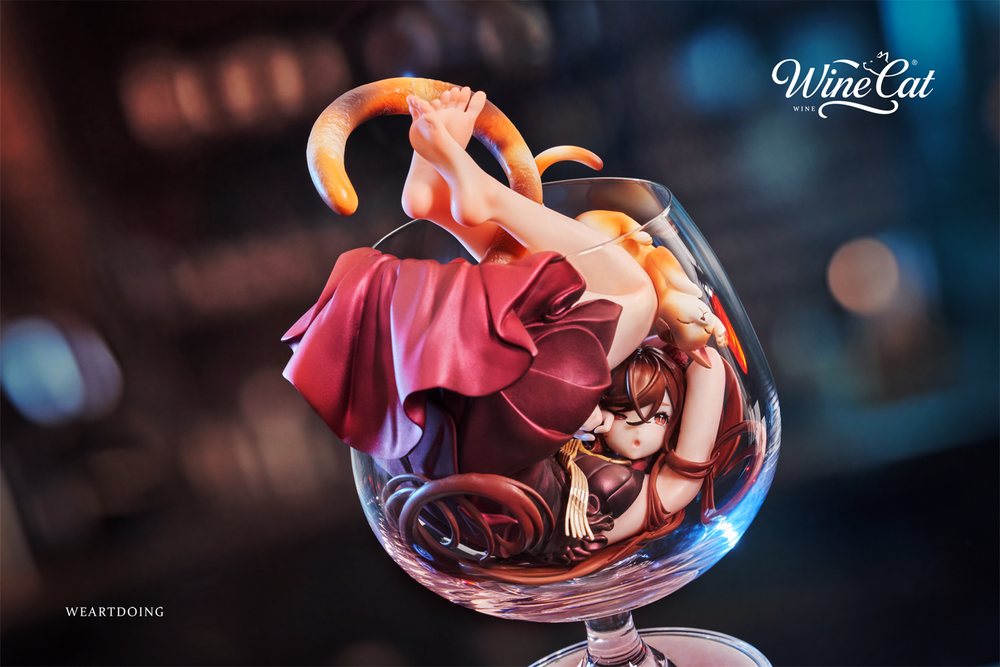 Полуночная кошка в бокале / Midnight Cat in a Glass