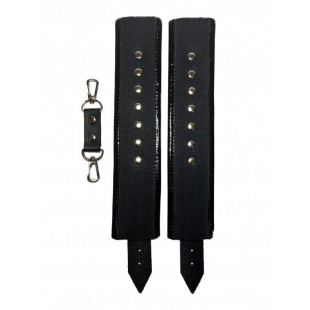 Наручники из эко-кожи черные