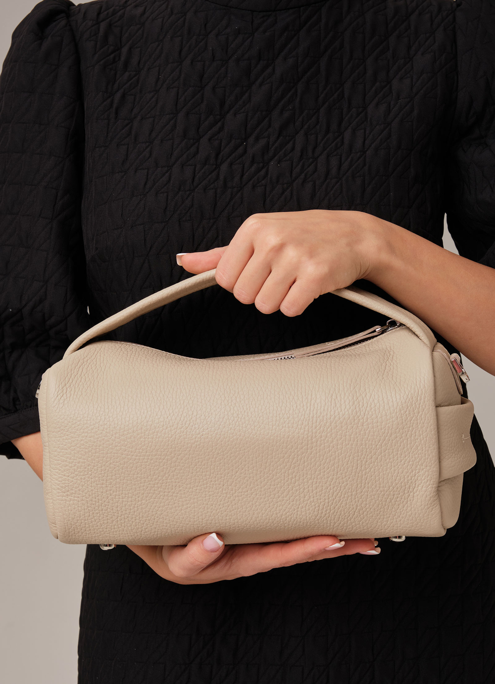 Кожаная сумка Solea DBR 31365 бежевая пудра