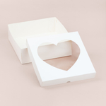 Коробка для зефира и печенья с окном сердце 200*200*70 мм