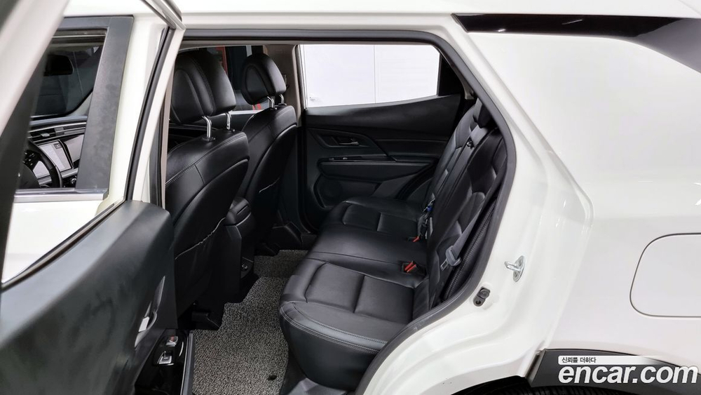 KG Mobility (Ssangyong) Beautiful Korando Бензин 1.5 2WD C5 (11.2019)