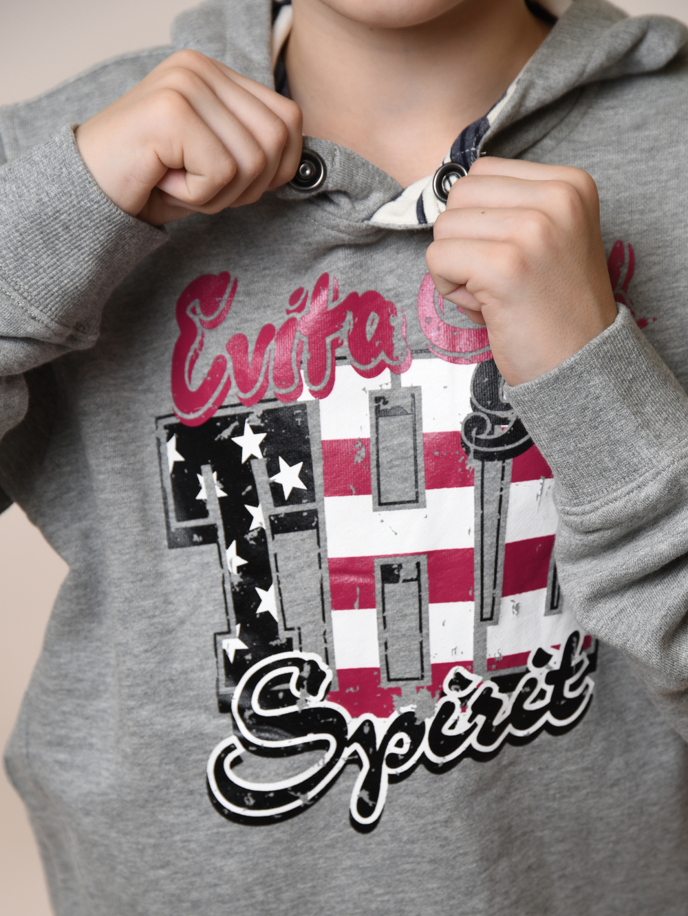 Толстовка с капюшоном для мальчика