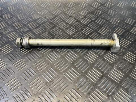 Ось заднего колеса Suzuki GSR400 (GK7DA)