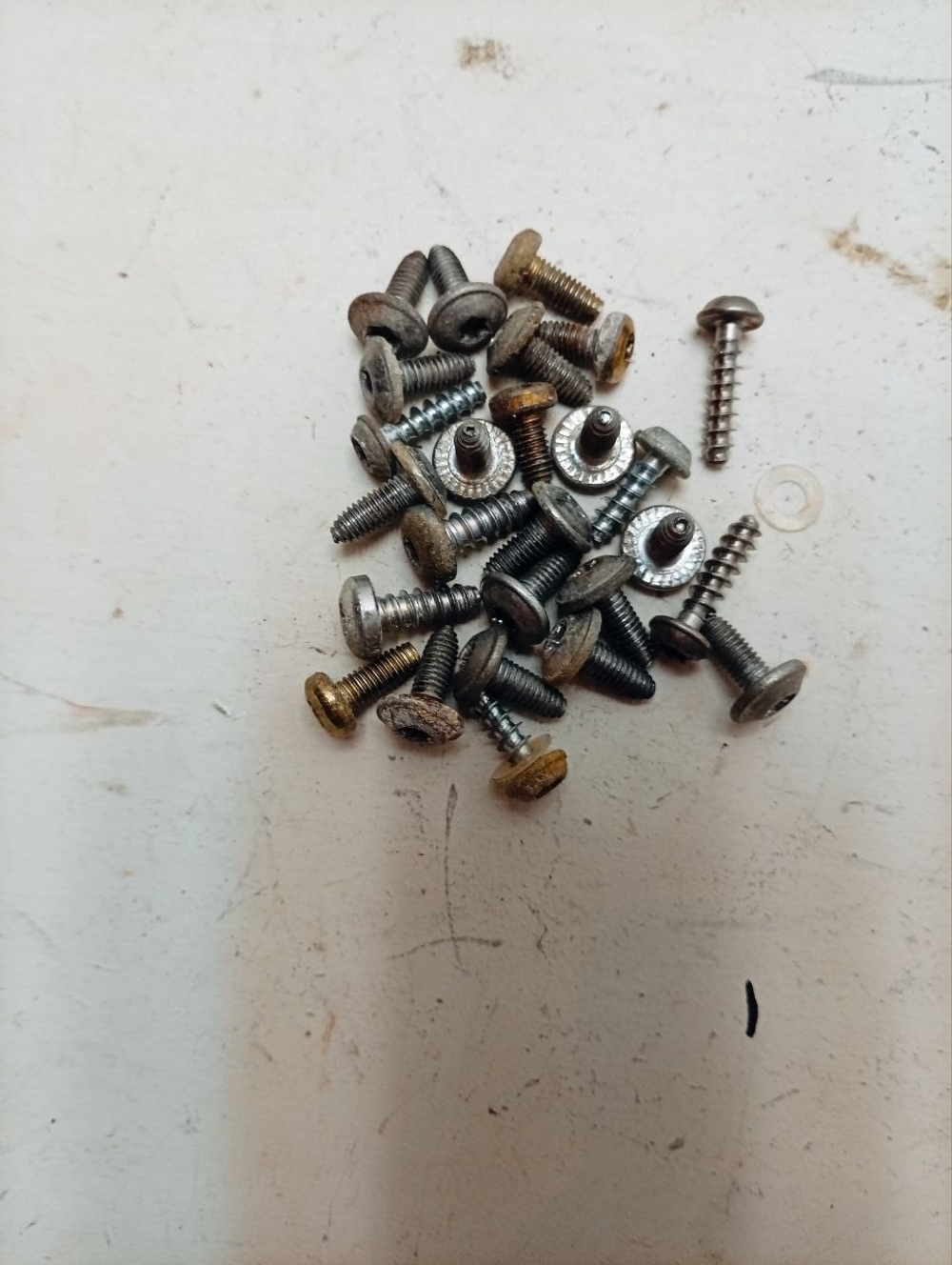 S1WTF3002A кт14 Крепеж, хомуты для стиральной машины Siemens б/у