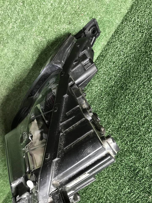 Фара левая Hyundai Santa Fe 4 TM (20-24) LED