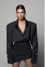 Рубашка с объемными плечами в полоску