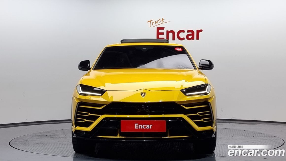 Lamborghini Urus 4.0 V8 (04.2021)