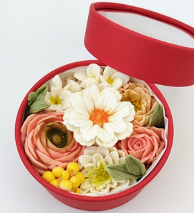 Упаковка "Шайба" красная с окном д20 высота 7см