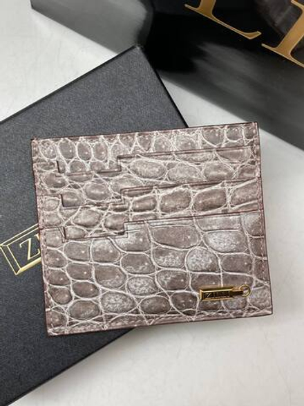 Картхолдер из кожи крокодила Zilli