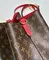 Сумка Louis Vuitton Neonoe MM (красная фурнитура)