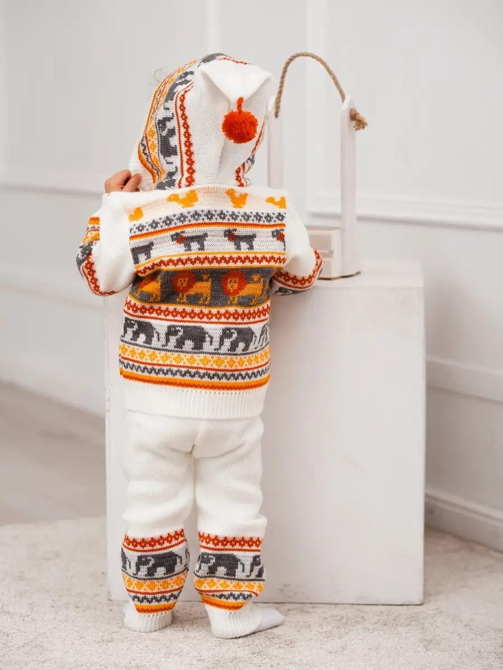 Костюм вязаный детский "Веселый зоопарк"