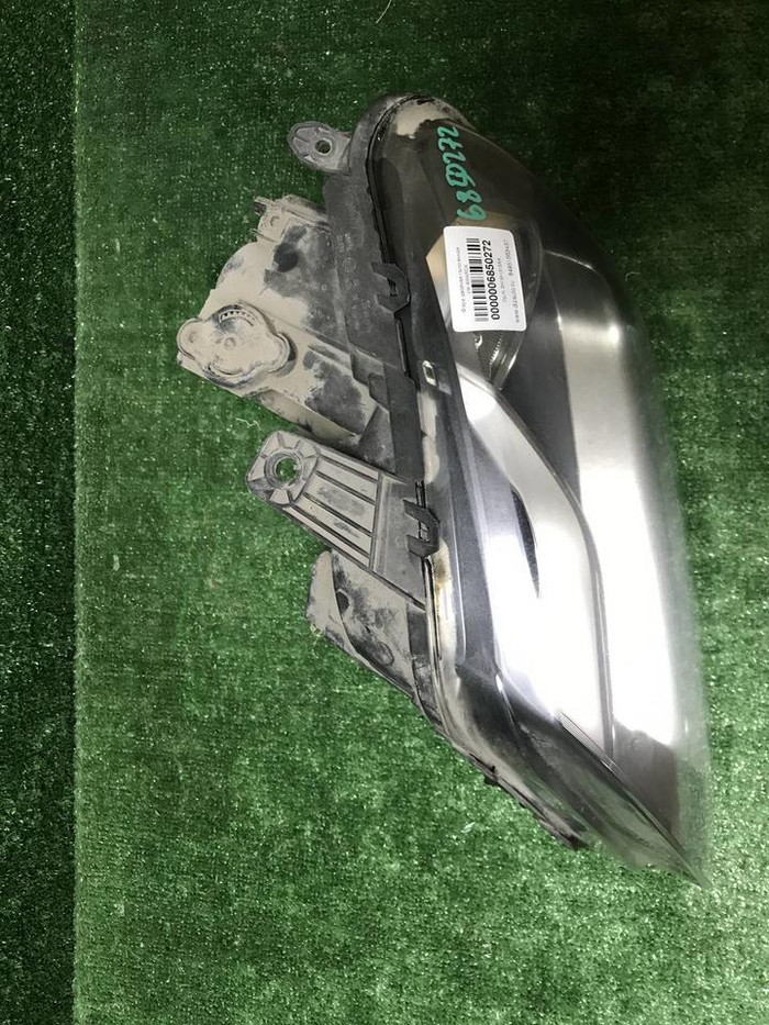 Фара левая VW Amarok 1 HA (2010-2016) галоген